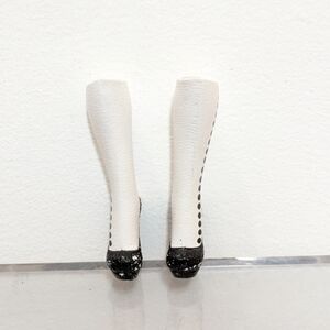 Ever After High Doll Bunny Blanc 1st Chapter Tall Boots White Black Shoes